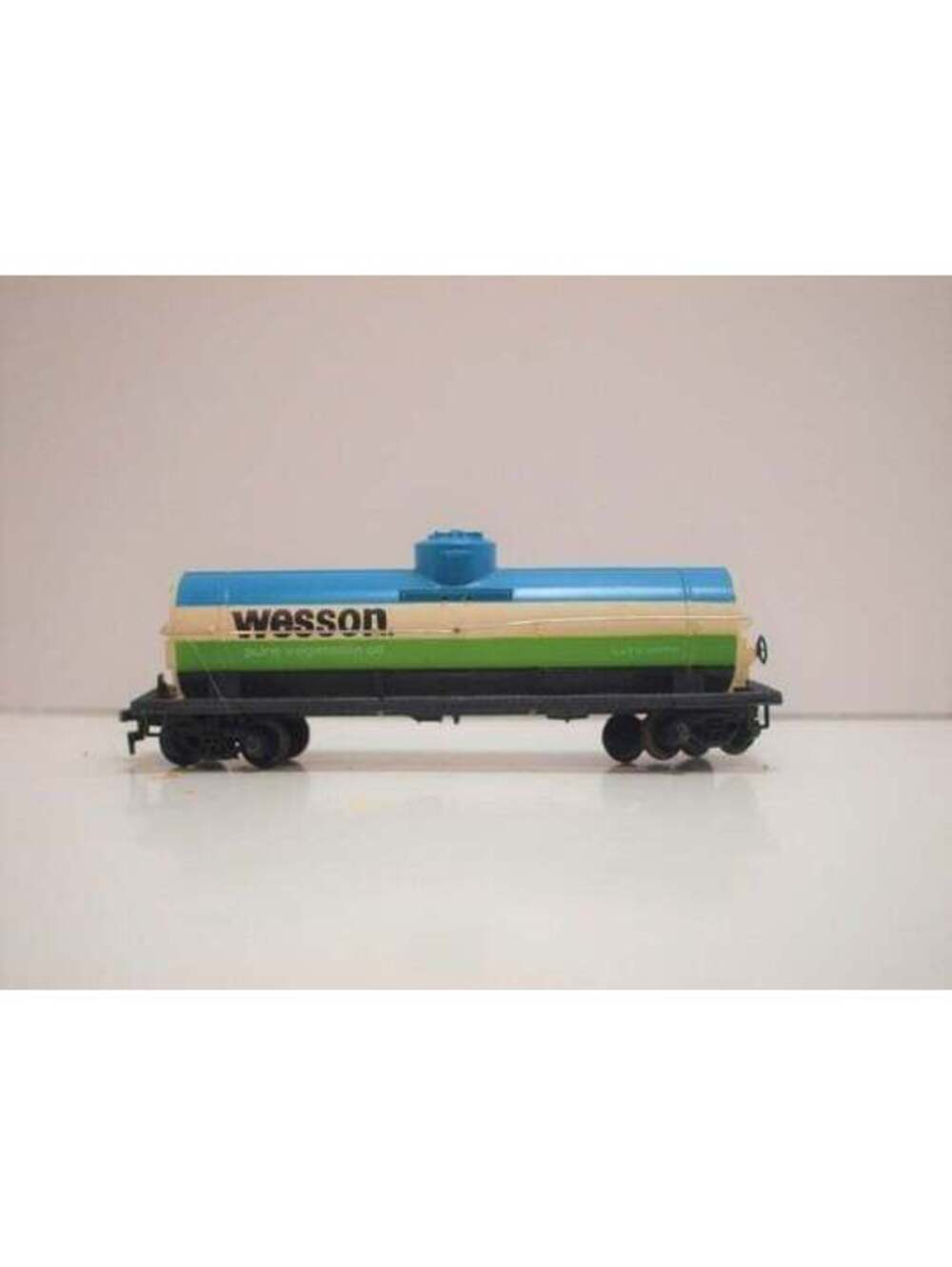 Vintage Wesson Pure Vegetable Oil Model Train Tank Car HO Scale